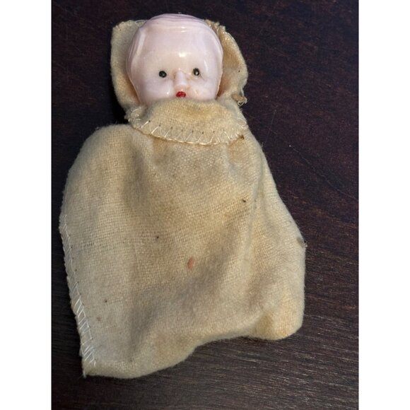 Vintage Celluloid Plastic Baby in Blanket Made in Hong Kong 3.5" - Picture 7 of 7